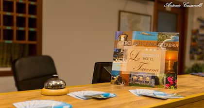 Residence Hotel La Taverna