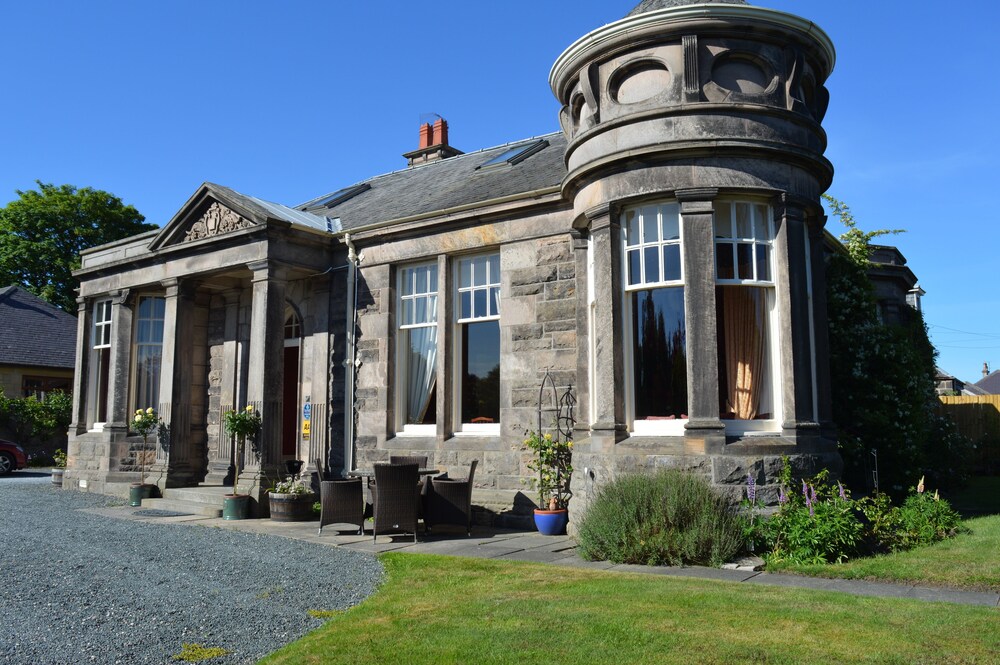 The Lodge Elgin In Hotel Rates Reviews On Orbitz Hotel Front 1 20 All Photos