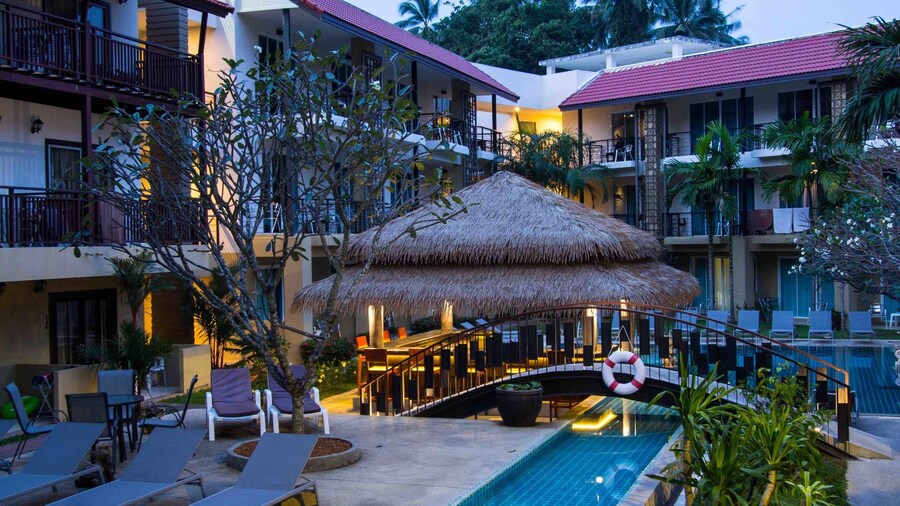 Baan Karon Resort