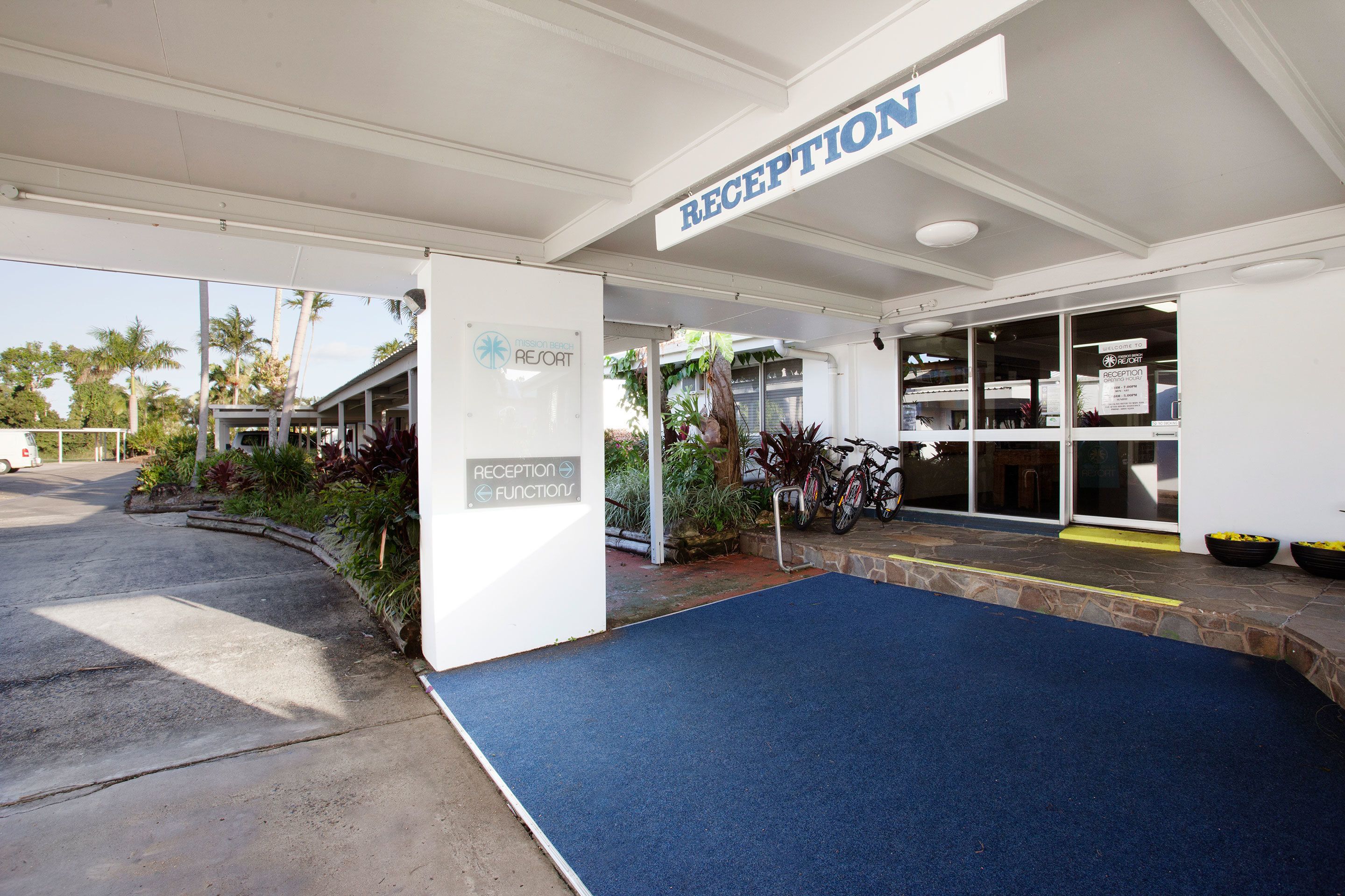 Mission Beach Resort