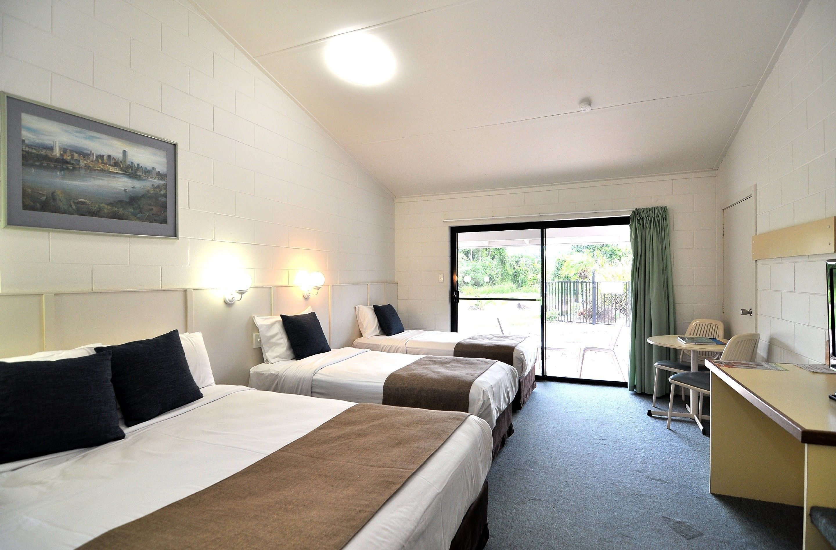 Mission Beach Resort