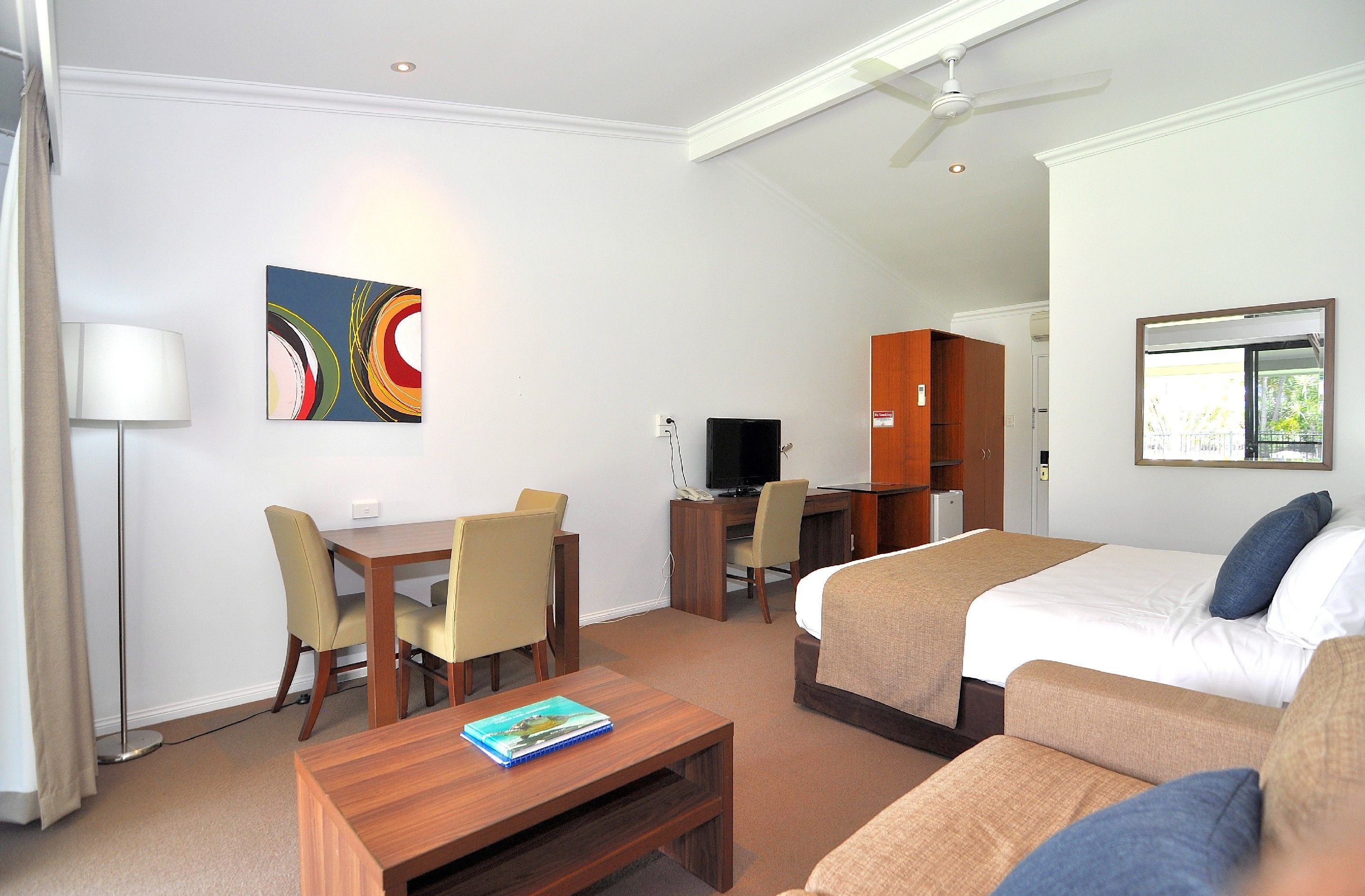 Mission Beach Resort