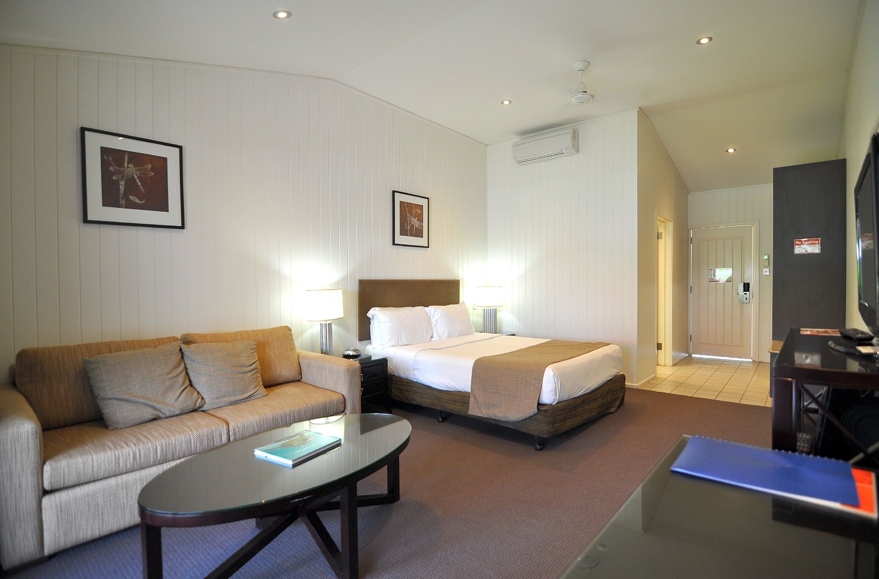 Mission Beach Resort