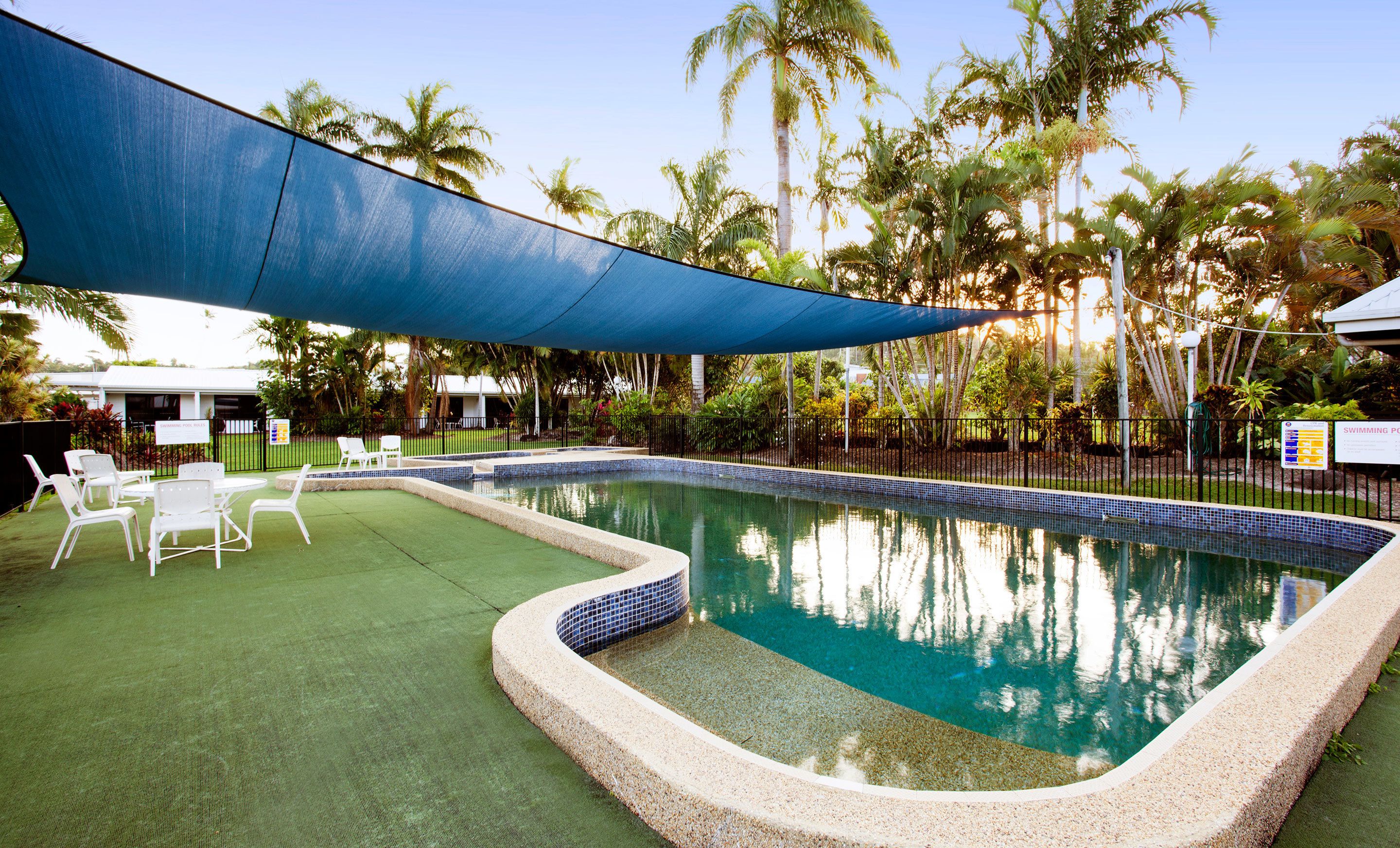 Mission Beach Resort