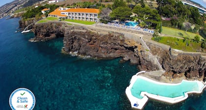 Albatroz Beach & Yacht Club
