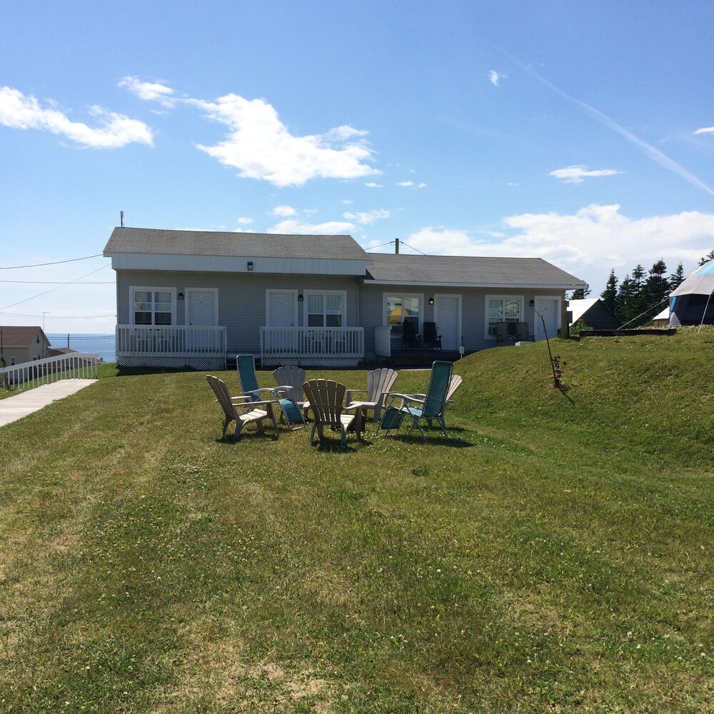 Hotel Motel Panorama de Perce: 2019 Pictures, Reviews, Prices & Deals