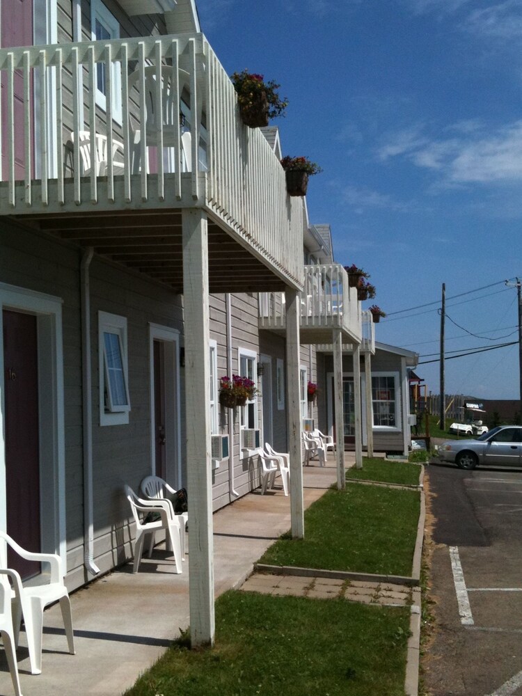 Hotel Motel Panorama de Perce 2019 Pictures, Reviews, Prices & Deals