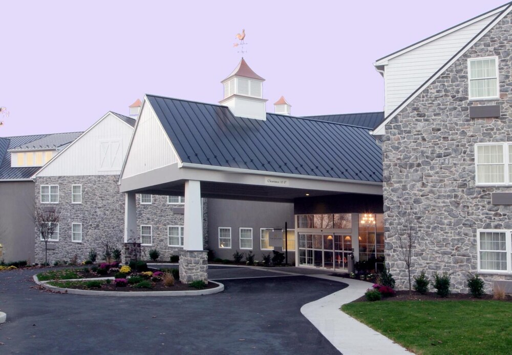 Exterior, Amish View Inn and Suites