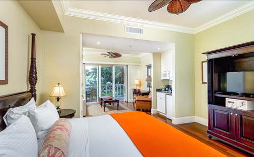 Valentines Resort &amp; Marina: 2019 Room Prices $415, Deals &amp; Reviews