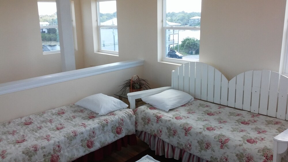 Pineapple Villas on Laguna Beach in Panama City Beach Best Rates