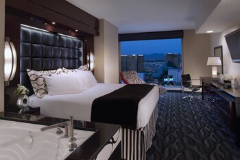 Elara By Hilton Grand Vacations Center Strip Las Vegas