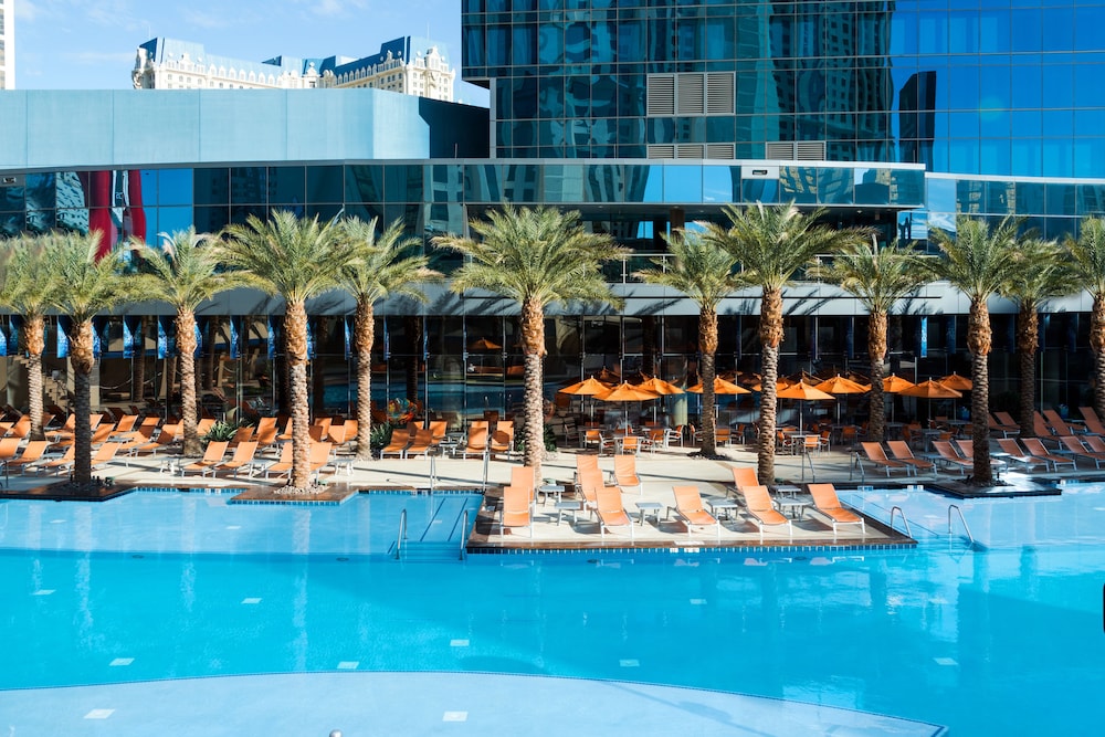 Elara by Hilton Grand Vacations Center Strip in Las Vegas Hotel