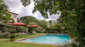 Seasonal outdoor pool, pool umbrellas, sun loungers