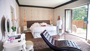 Hypo-allergenic bedding, individually decorated, individually furnished