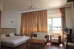 Desk, iron/ironing board, rollaway beds, free WiFi