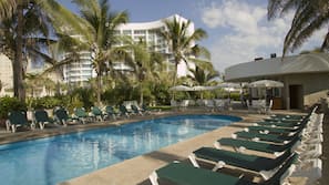 2 outdoor pools, pool umbrellas, sun loungers