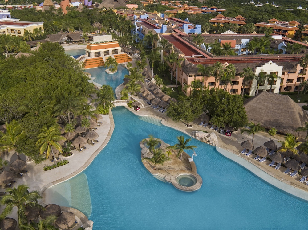 Aerial view, Iberostar Selection Paraiso Maya All Inclusive