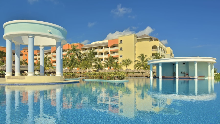 Iberostar Selection Rose Hall Suites All Inclusive