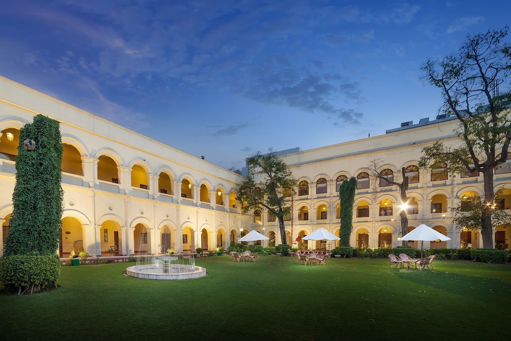 The Grand Imperial Heritage Hotel 2018 Room Prices 53 Deals Courtyard View Featured Image