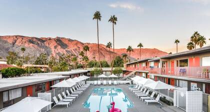 Skylark Hotel