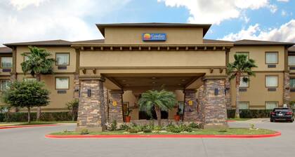 Comfort Inn & Suites Donna near I-2