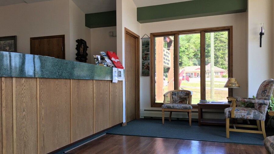 Cedar Motor Inn