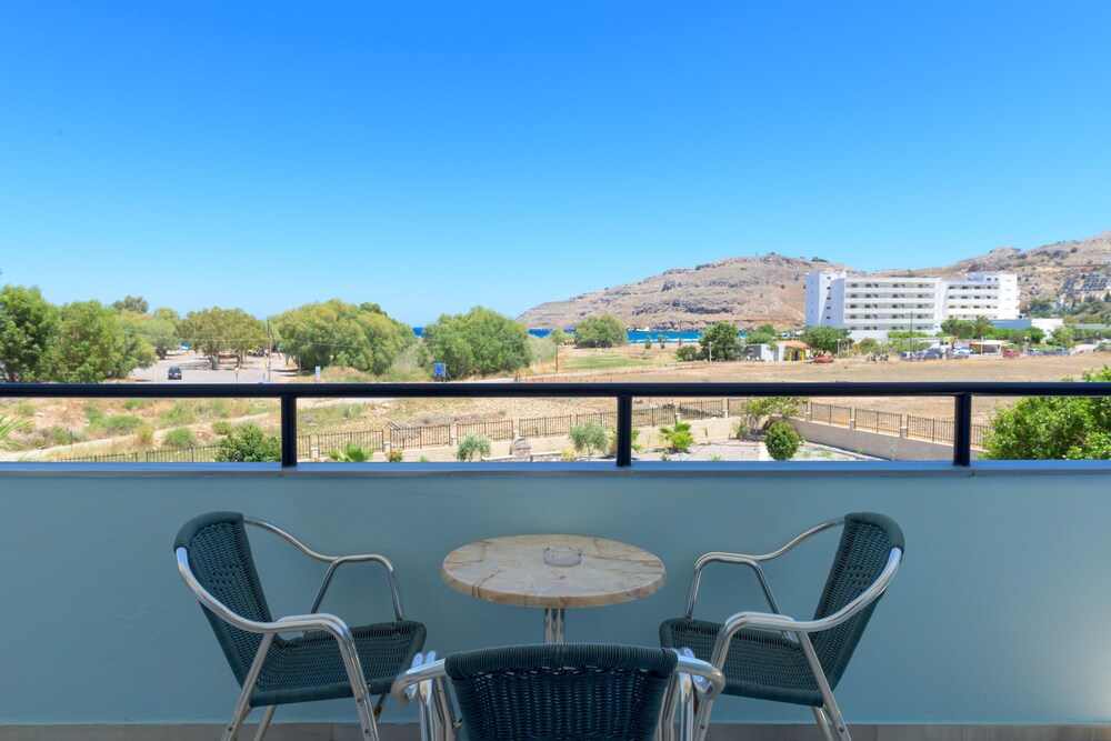 Vlycha Beach Apartments Hotel Vlycha Beach Apartments Hotel