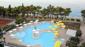 Outdoor pool, pool umbrellas, pool loungers