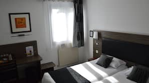 In-room safe, desk, blackout drapes, soundproofing