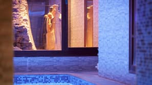 Indoor spa bath