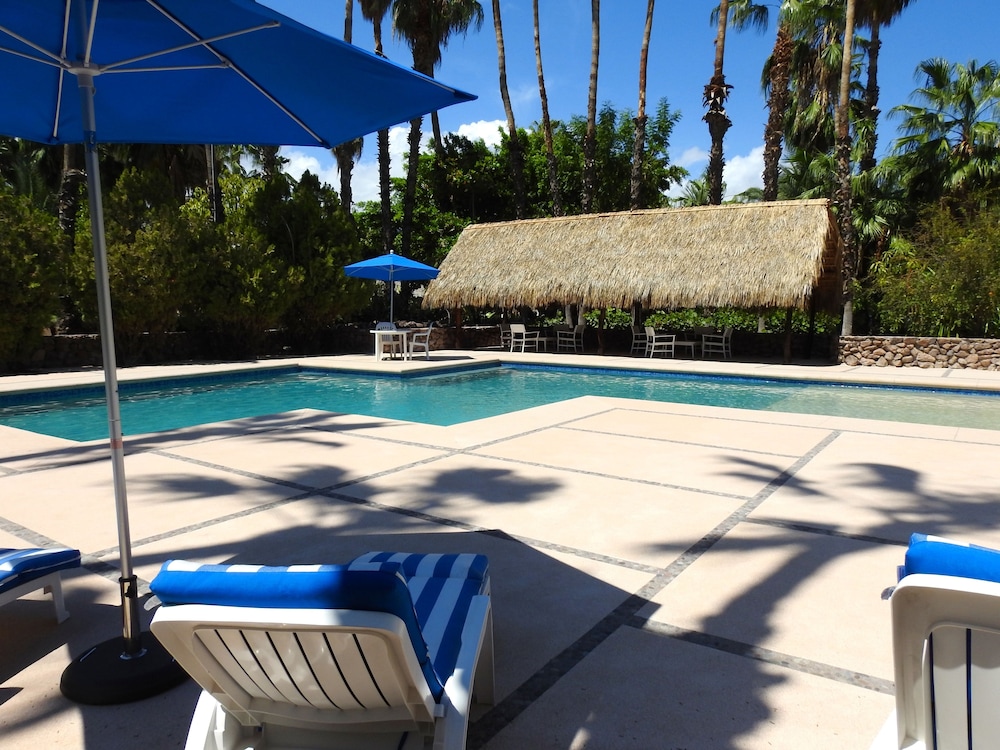 Hotel Oasis in Loreto, Mexico