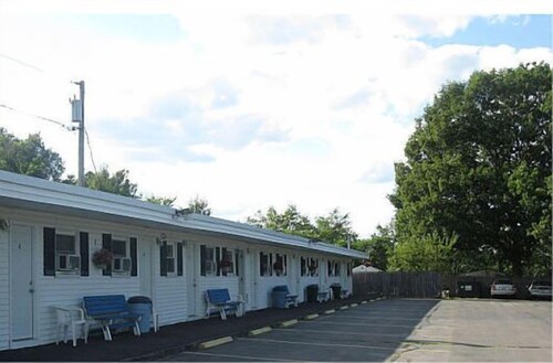 Admiral Motel in Scarborough, United States