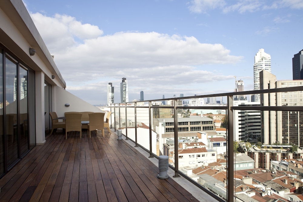 Holiday Inn Istanbul Sisli, an IHG Hotel