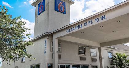 Motel 6 Pasadena, TX