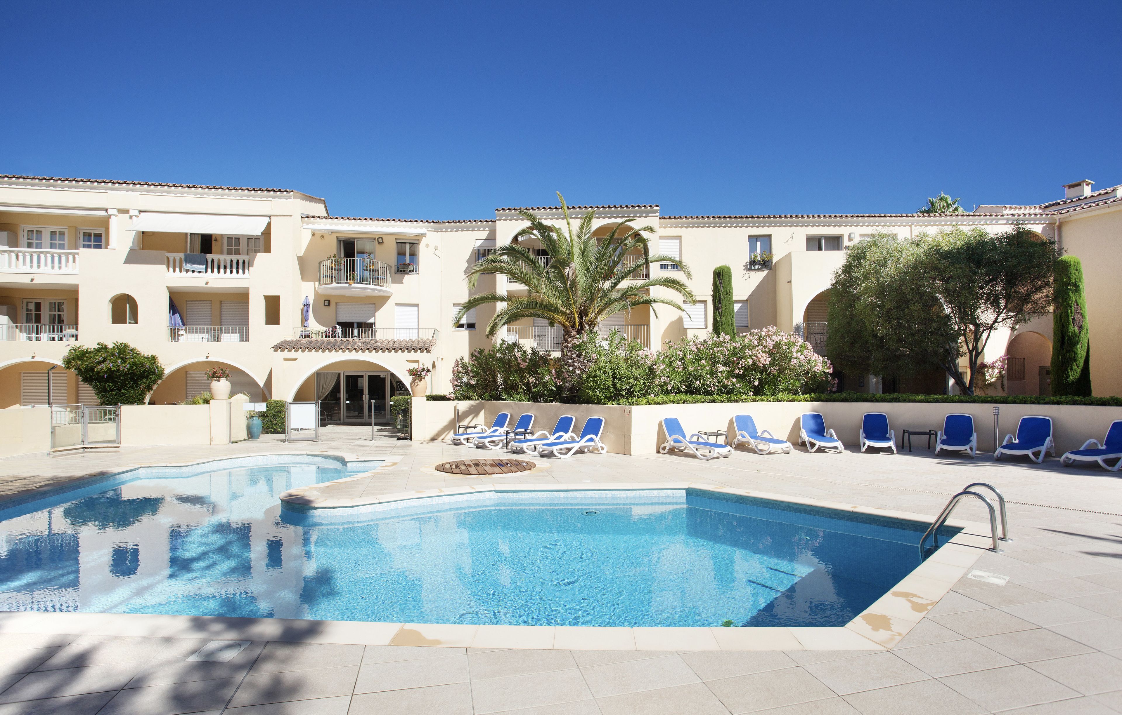 Odalys Résidence Caesar Domus Apartment in Sainte-Maxime - Saint-Tropez in Gassin, France