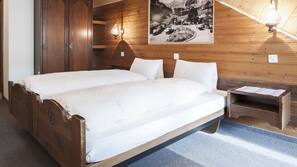 Couette en duvet d'oie, coffre-forts dans les chambres, bureau
