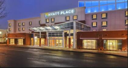Hyatt Place Portland Airport
