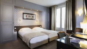 In-room safe, desk, soundproofing, free WiFi