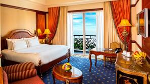 Premium bedding, pillowtop beds, minibar, in-room safe