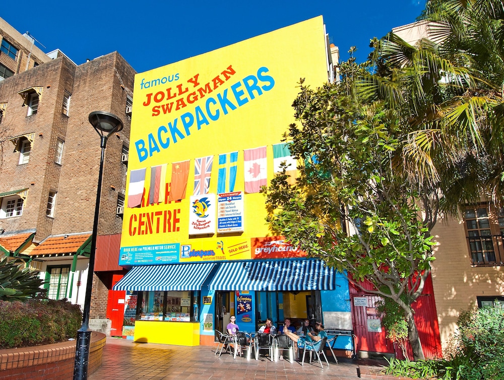 Jolly Swagman Backpackers