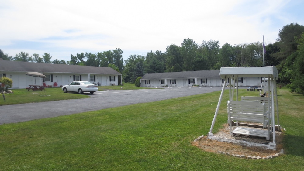 The Villager Motel Williamstown Ma The Villager Motel Williamstown Ma