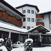 Casino seefeld mountain poker party table Casino seefeld mountain poker party table