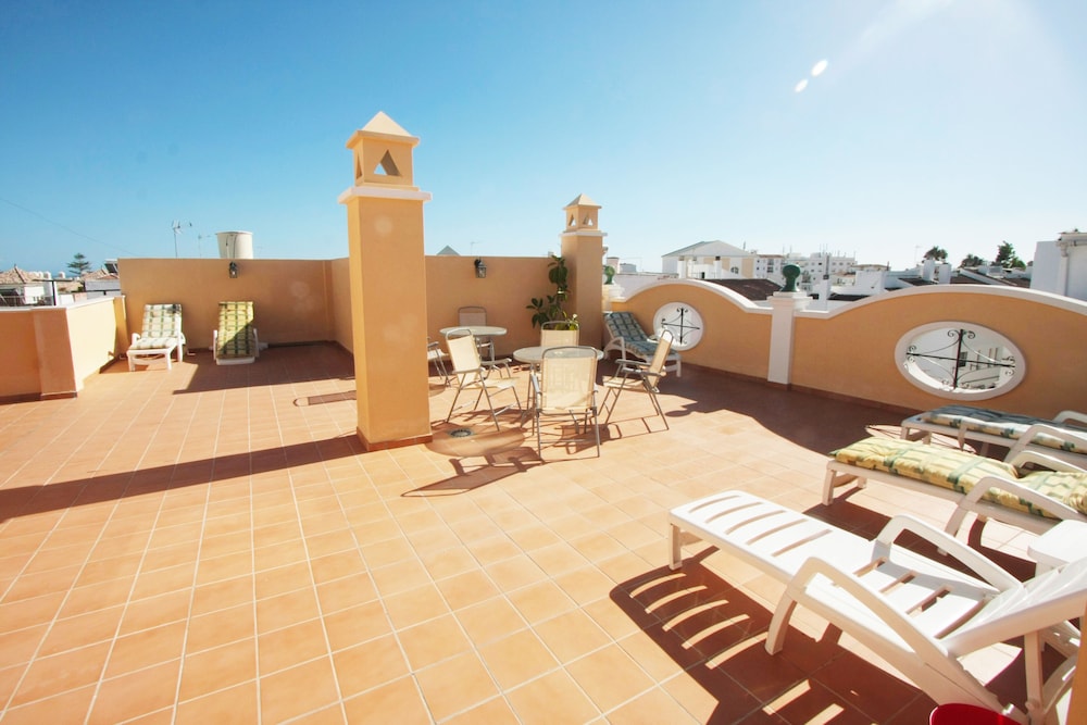 Foto - Apartamentos Nerjaluna