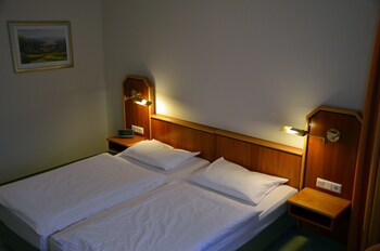 Hotel Haus Am Park Bad Homburg V D Hoehe 2020 Room Prices