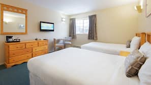 Desk, blackout drapes, free WiFi, wheelchair access