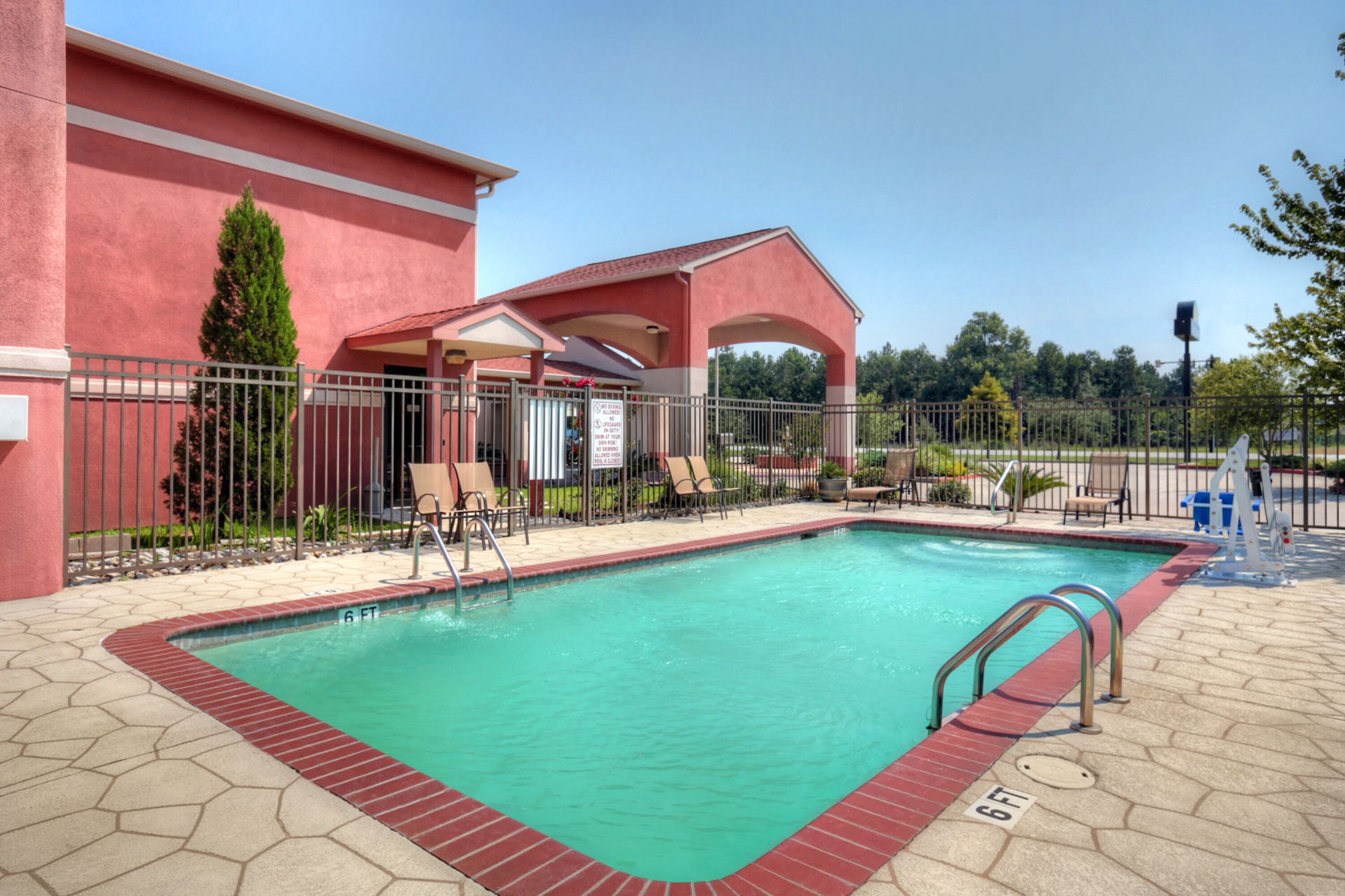 Days Inn by Wyndham Lumberton in Lumberton, United States