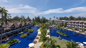 8 hồ bơi ngoài trời, dù/ô trên bãi biển/hồ bơi, ghế dài tắm nắng