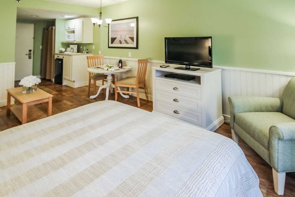 Holly Tree Resort, a VRI resort