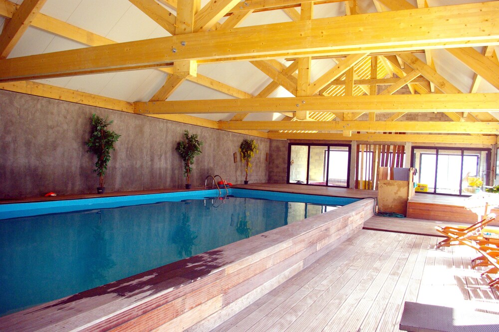 Chalet Hôtel Les Blancs in Pra-Loup, France