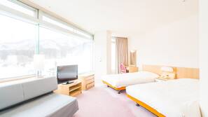 In-room safe, blackout curtains, free WiFi